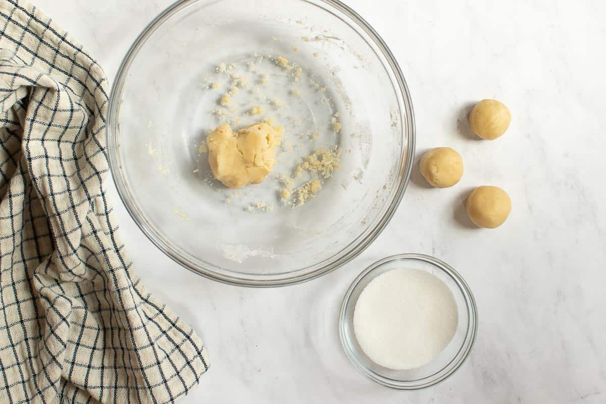 half dozen cookies