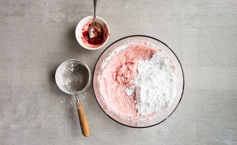 strawberry frosting